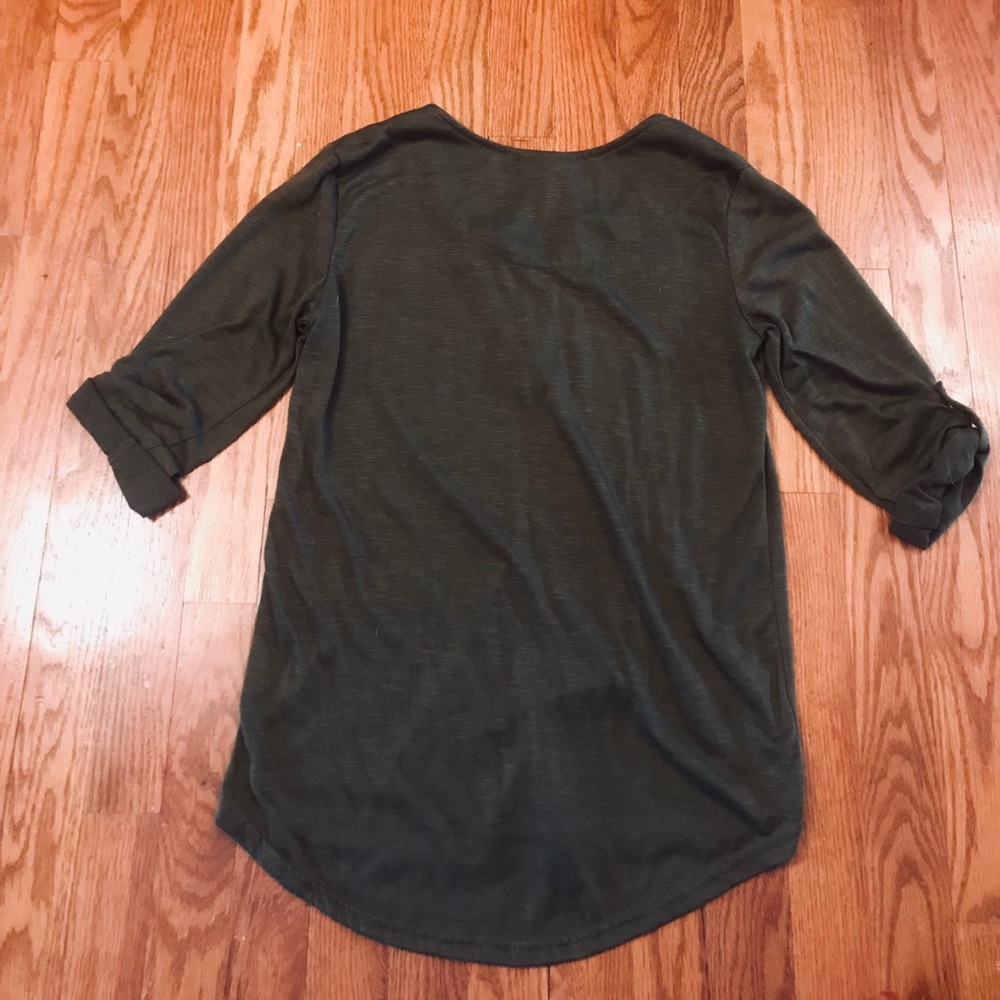 Green Rue21 Top - Picture 2 of 3